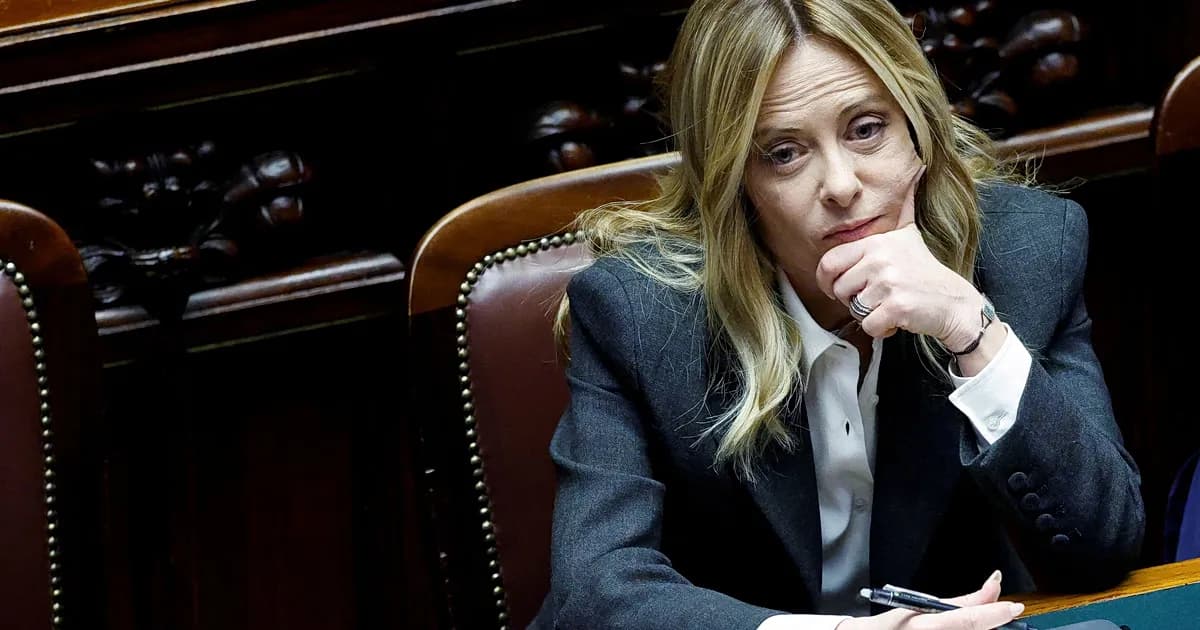 Η Μελόνι κατοχυρώνει τη φωνή της απέναντι στην AI τεχνολογία
