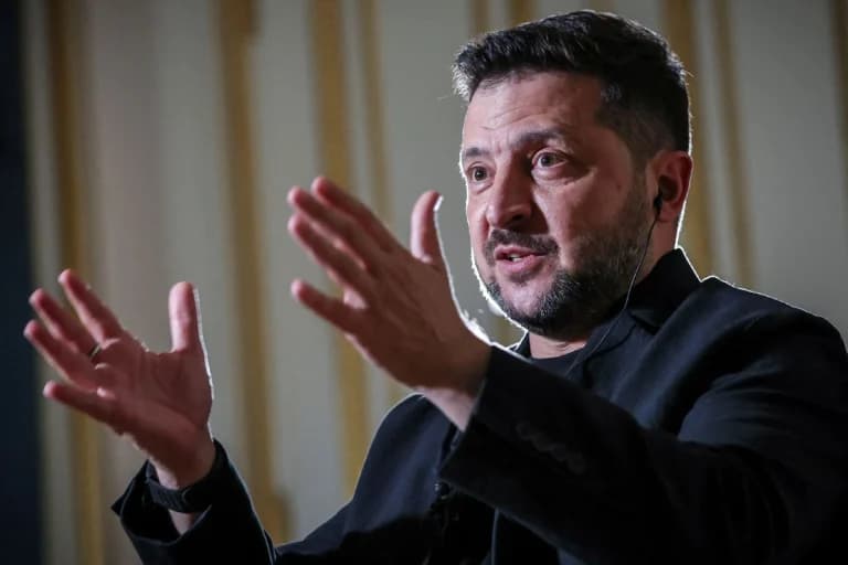 Μπέρναμ σε Ζελένσκι: «Έχεις την καθολική αλληλεγγύη μου»