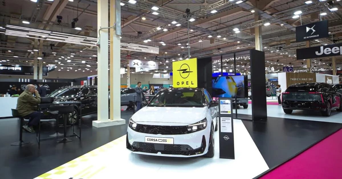 Η Opel παρουσιάζει το ηλεκτρικό Corsa GSE στην Auto Athina
