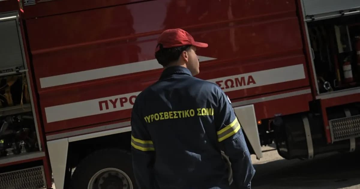 Φωτιά στην Άντισσα Λέσβου: κινητοποιήθηκαν 12 πυροσβέστες