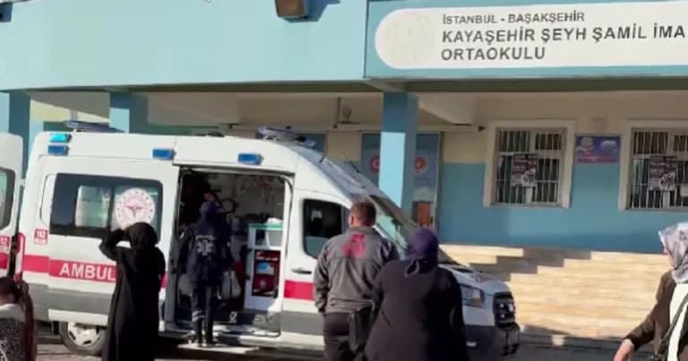 Νεκρή μαθήτρια από επίθεση με μαχαίρι στην Κωνσταντινούπολη