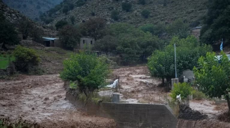 Η Κρήτη σε κατάσταση συναγερμού από την κακοκαιρία