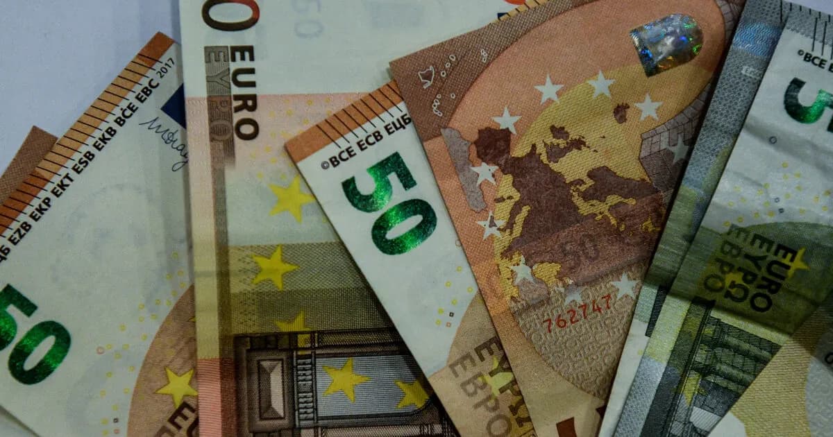 Αποκαλύφθηκε κόλπο ξεπλύματος μαύρου χρήματος μέσω ΔΕΗ-ΕΥΔΑΠ