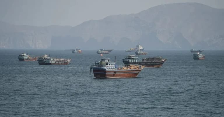 Ιράν: Νέο χτύπημα σε δεξαμενόπλοιο στα Στενά του Ορμούζ
