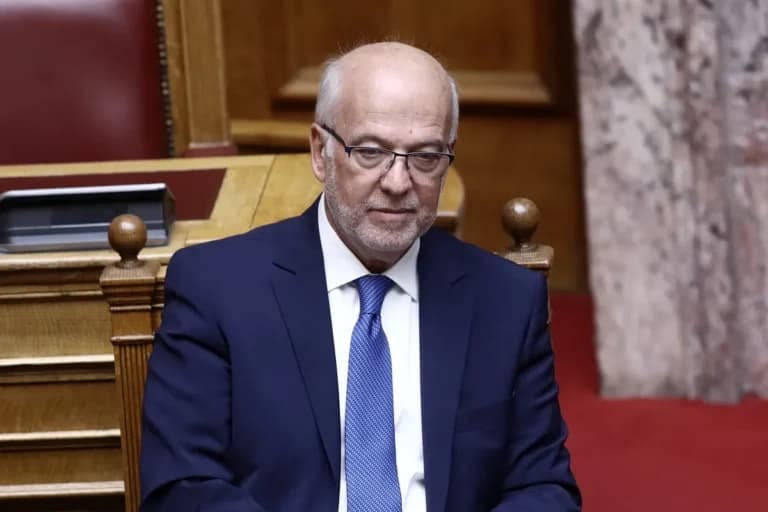 Το ΠΑΣΟΚ ζητά την παραίτηση του Φλωρίδη για τα Τέμπη