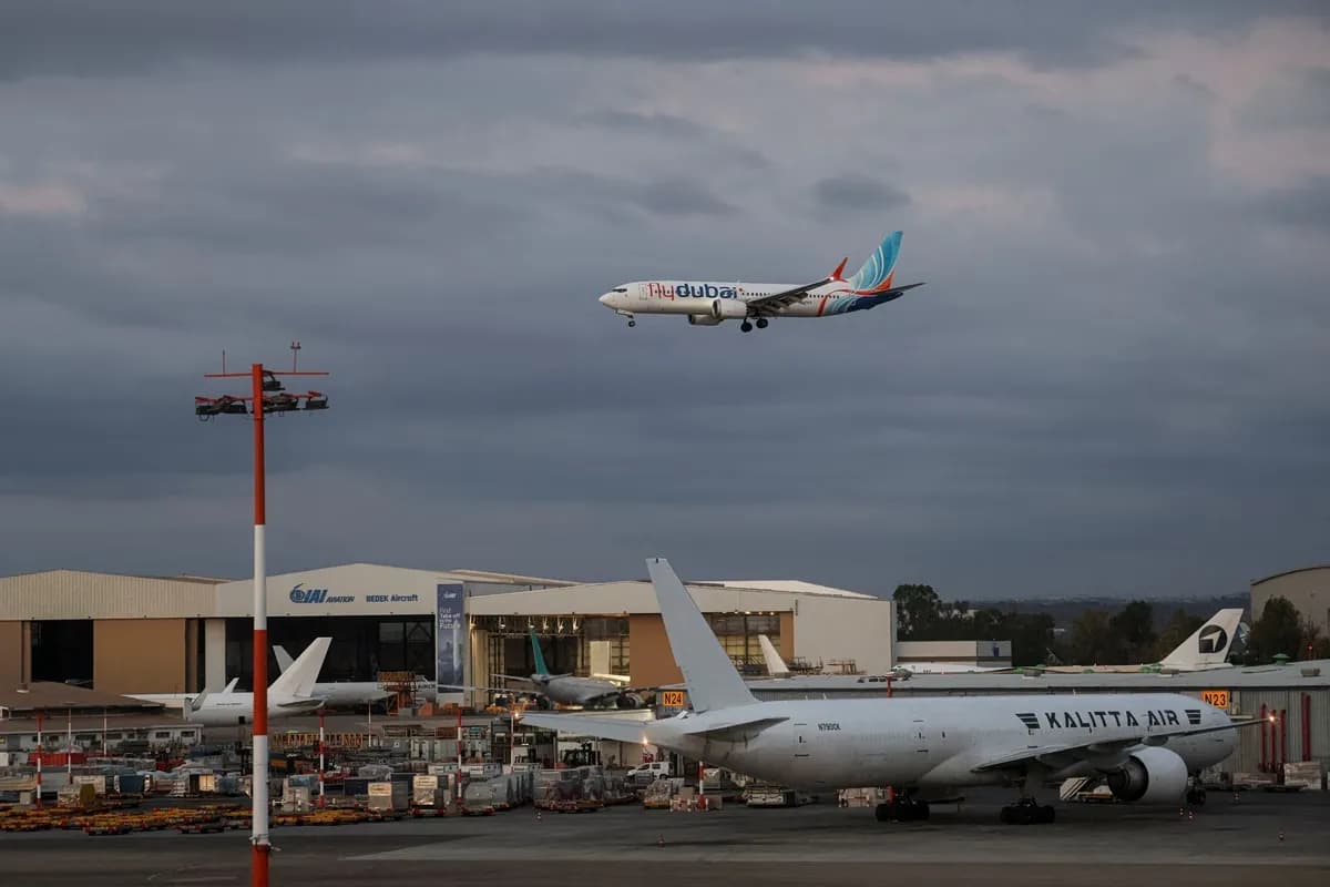 Συγκυβερνήτης FlyDubai είχε απαγόρευση πτήσεων στο Ομάν