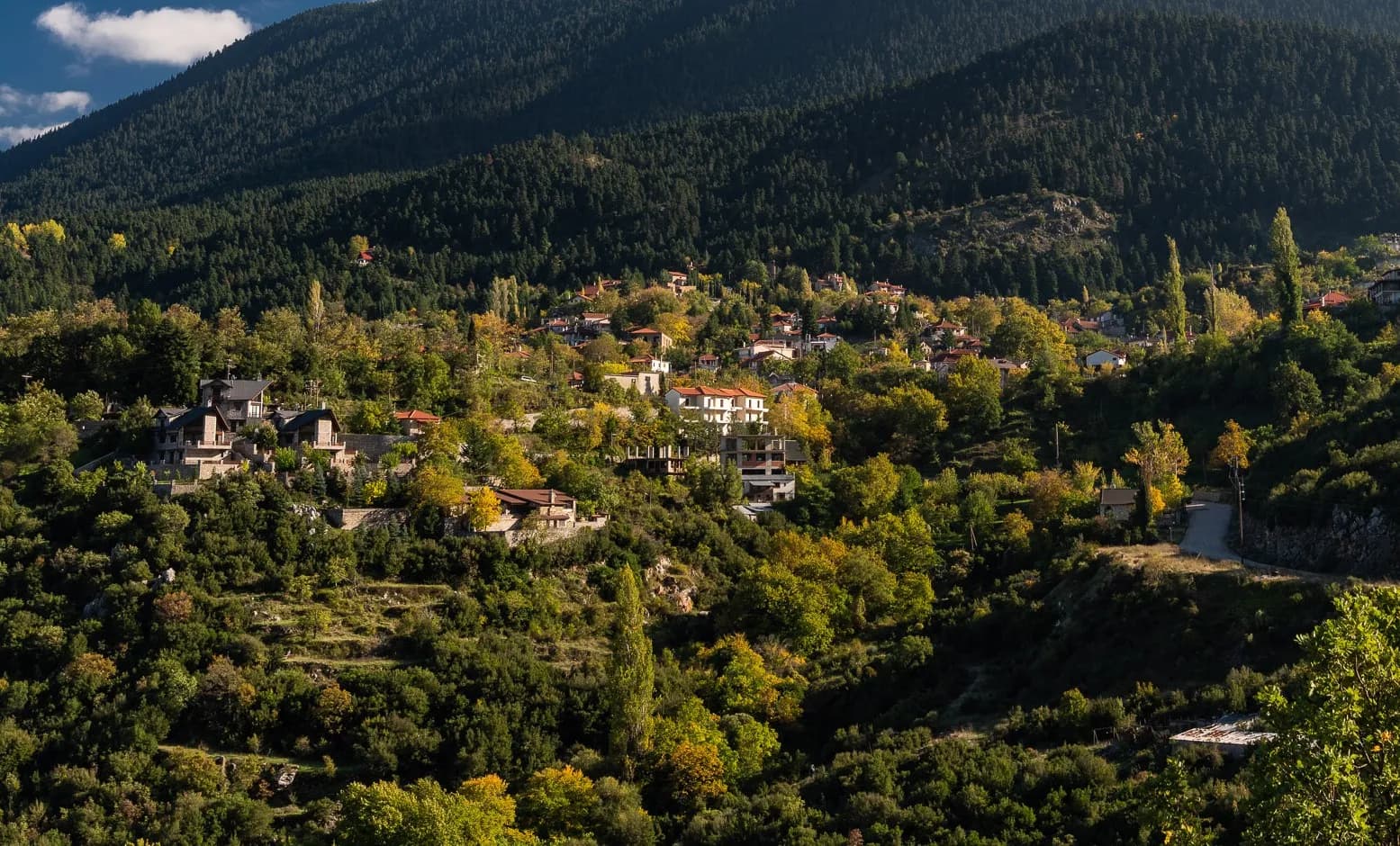Ορεινά χωριά κοντά στην Αθήνα για σύντομη απόδραση
