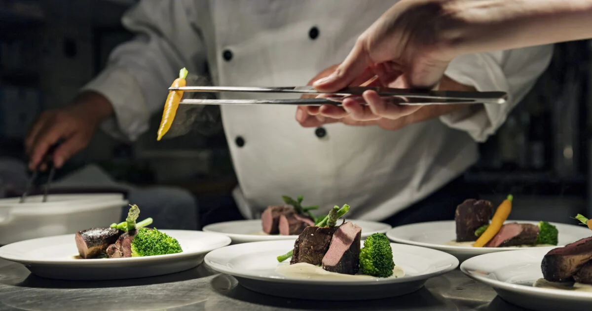 Michelin 2026: Lycabettus Οίας με δύο αστέρια