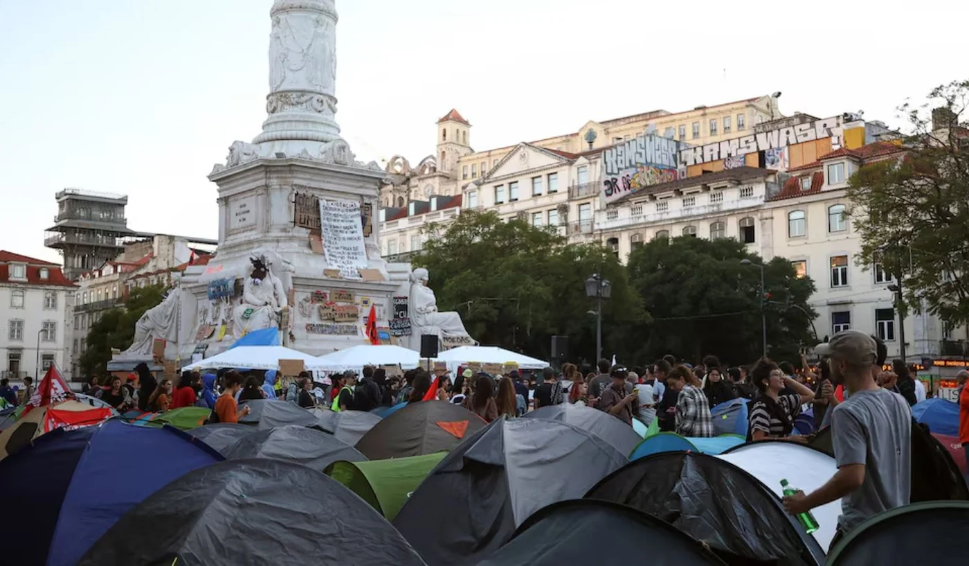 Νύχτα συγκρούσεων στη Λισαβόνα για τη στέγη, 55 συλλήψεις