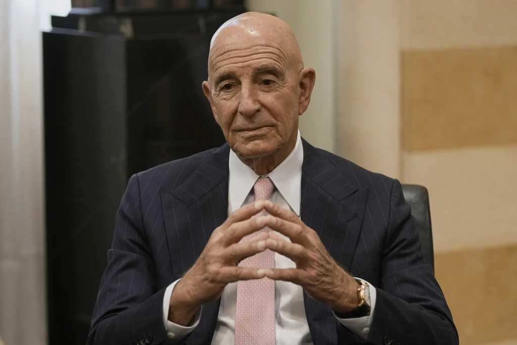 Ουάσιγκτον διχασμένη για το Ιράν: Τραμπ διαψεύδει τον Μπάρακ