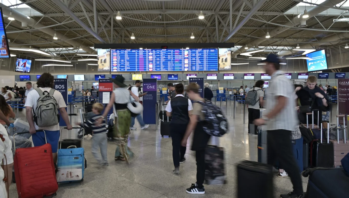 Χειροπέδες σε δύο αλλοδαπούς για κλοπές στο «Ελ. Βενιζέλος»