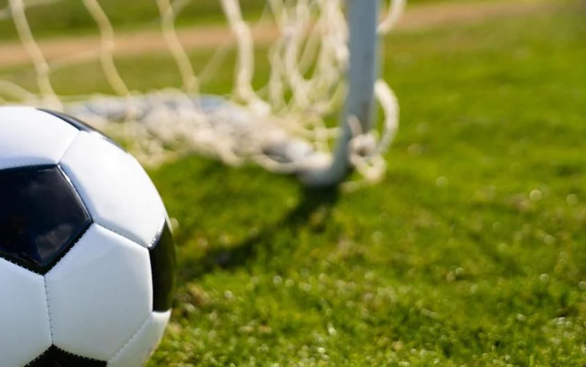 Ντόρτμουντ - Άιντραχτ 1-0: Ο Μπάιερ λύτρωσε τους Βεστφαλούς