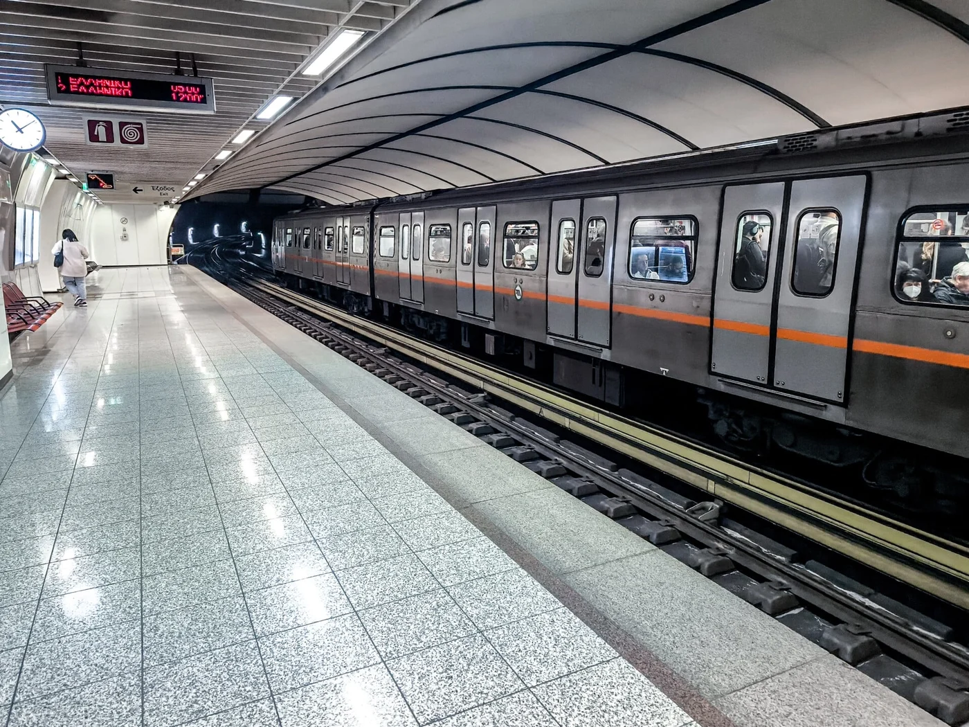 Πέντε σταθμοί του Μετρό κλείνουν στις 21:40 ως την Πέμπτη