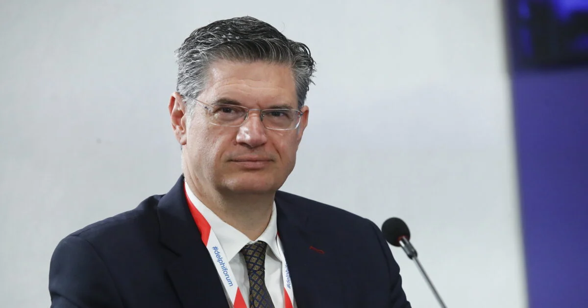 Παραιτήθηκε ο Καλαματιανός και προσχωρεί στην ΕΛΑΣ Τσίπρα