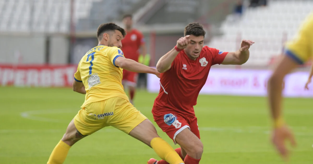 Πανσερραϊκός - Νίκη Βόλου 0-1: Λύτρωση με Μακρυγιάννη