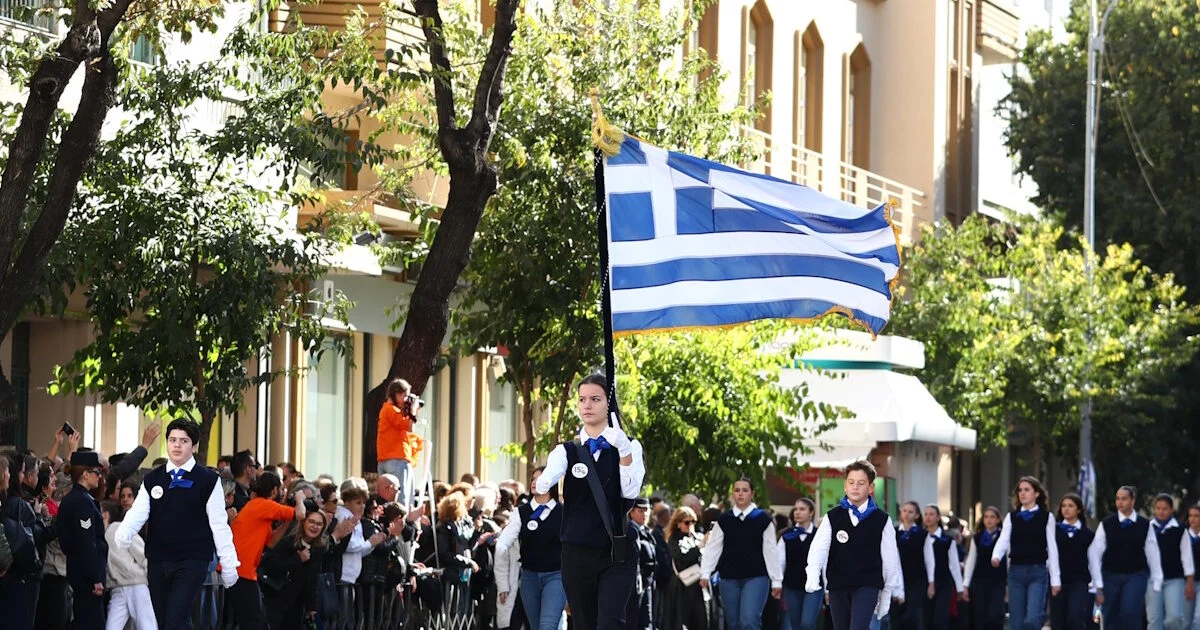 Ποιοι δρόμοι κλείνουν στην Αθήνα για την παρέλαση της 28ης Οκτωβρίου