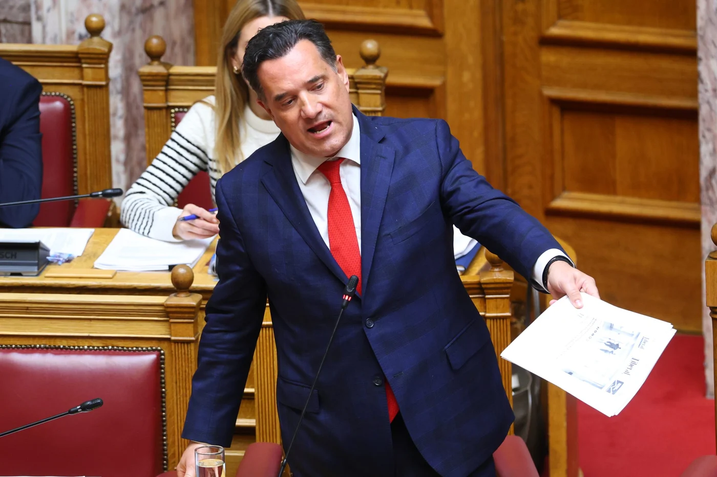 Κασιδιάρης: το «αγκάθι» στην κόντρα Γεωργιάδη - Κωνσταντοπούλου