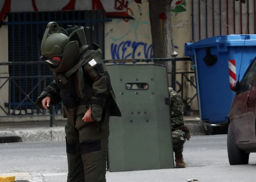 Λήξη συναγερμού στη Συγγρού - Αποκαταστάθηκε η κυκλοφορία