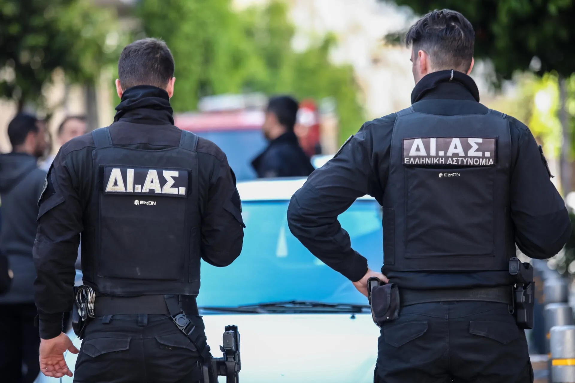 αστυνομική επιχείρηση εγκαταλελειμμένο κτίριο Θεσσαλονίκη