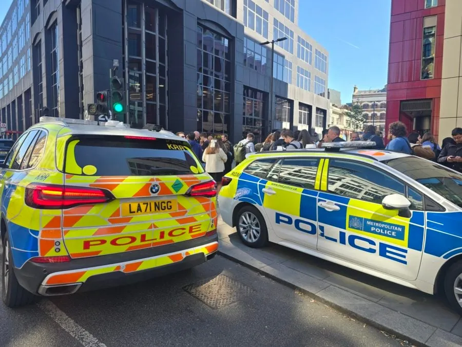 Εκκένωση σταθμού Farringdon Λονδίνο διαρροή αερίου