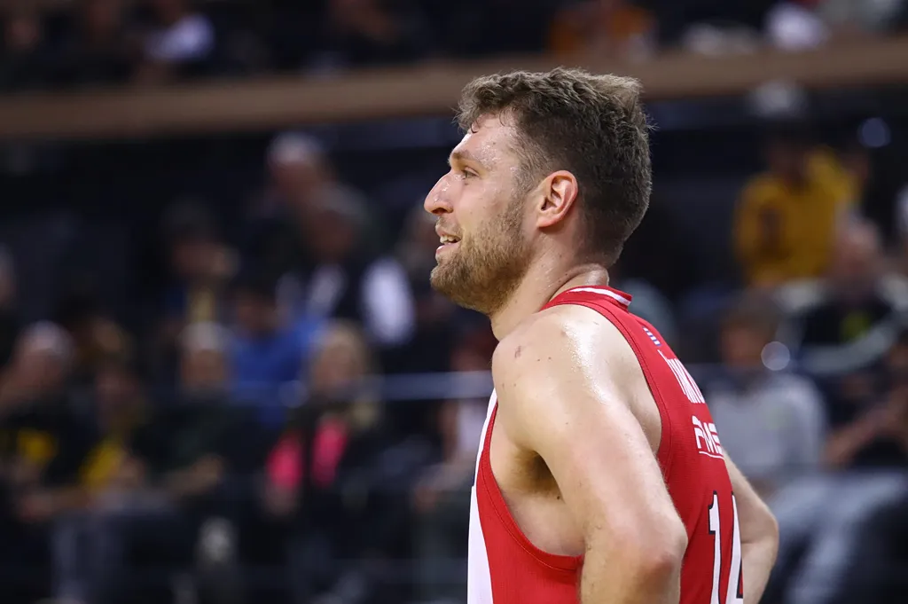 Γιάννης Αντετοκούνμπο στο Nick Galis Hall Θεσσαλονίκη