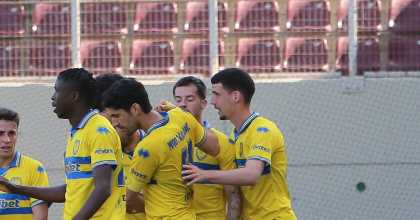 Αγώνας ΑΕΛ Παναιτωλικός Super League