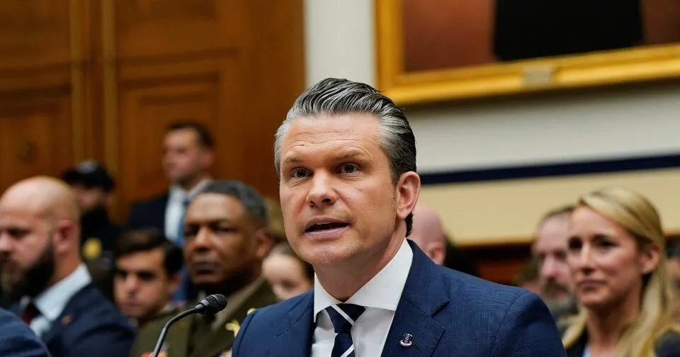 Χέγκσεθ ενώπιον της Επιτροπής Ενόπλων Δυνάμεων Κογκρέσου