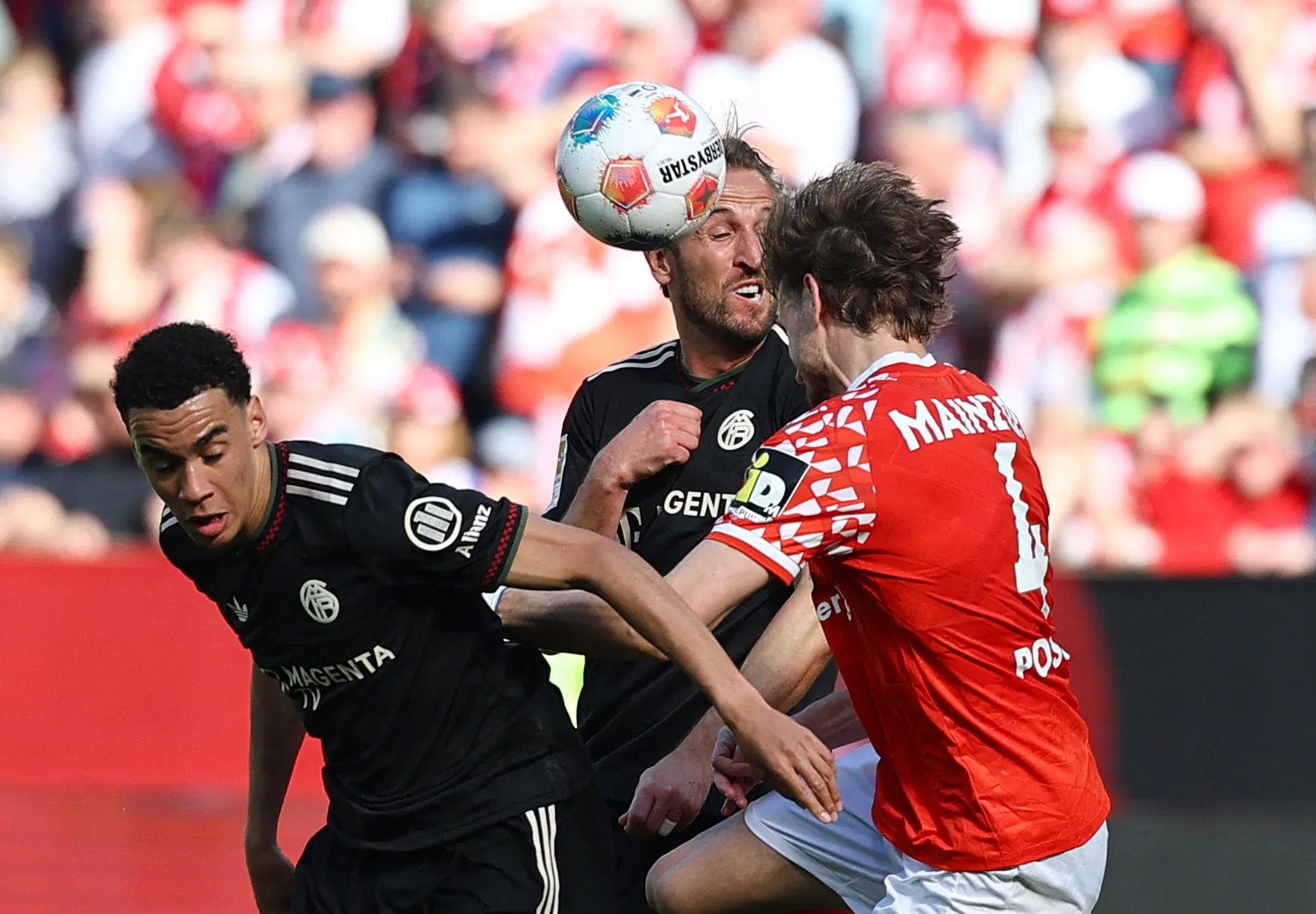Μπάγερν Μονάχου ανατροπή 4-3 Μάιντς Bundesliga