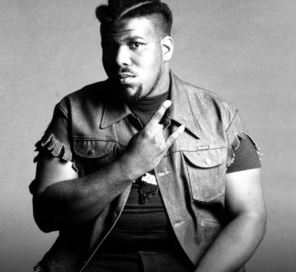 Afrika Bambaataa hip-hop pioneer μουσικός ράπερ DJ