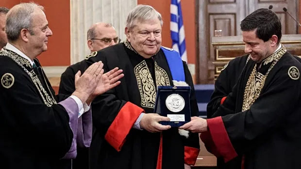 Ευάγγελος Βενιζέλος επίτιμος διδάκτορας ΕΚΠΑ τελετή