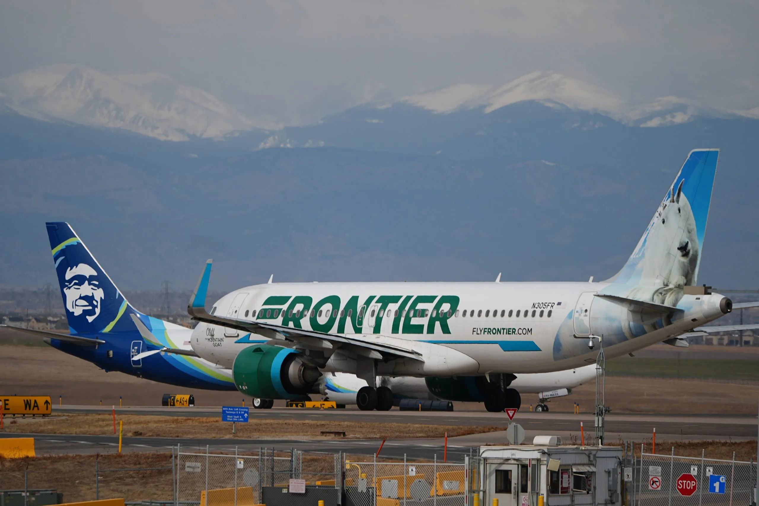 Αεροσκάφος Frontier Airlines Airbus A321 στο αεροδρόμιο Ντένβερ