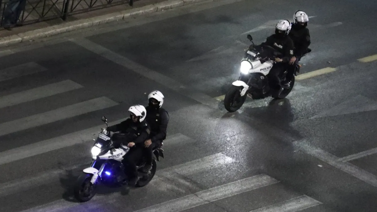 μοτοσυκλέτα υψηλή ταχύτητα εθνική οδός Ελευσίνας Θήβας