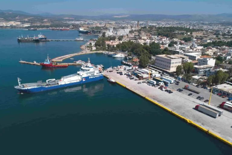 Λιμάνι Ελευσίνας χερσαία ζώνη Βλύχα αεροφωτογραφία