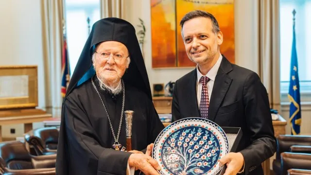 Οικουμενικός Πατριάρχης Βαρθολομαίος Δήμος Αθηναίων μετάλλιο περιβάλλον