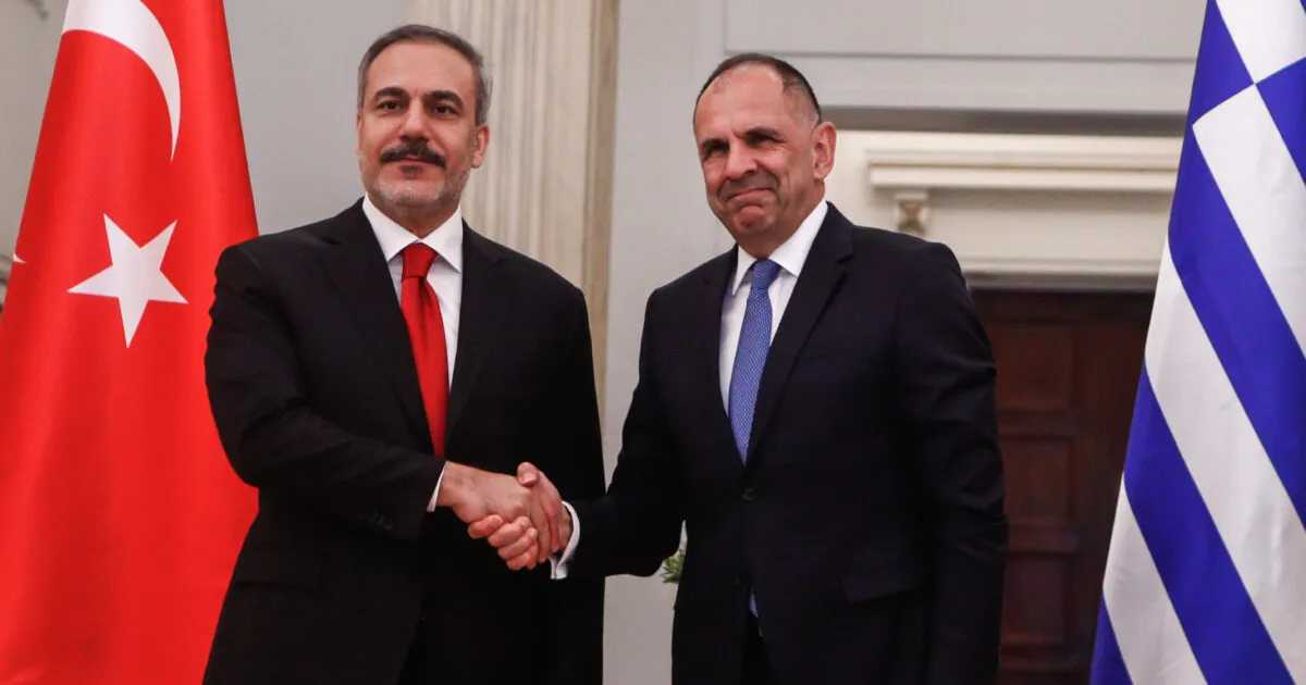 Ο Γεραπετρίτης μιλά στη Βουλή για Γαλάζια Πατρίδα