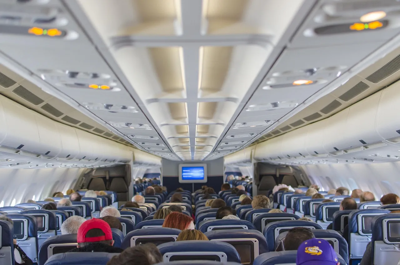 Αεροσκάφος ITA Airways πτήση Ντακάρ Ρώμη τοκετός
