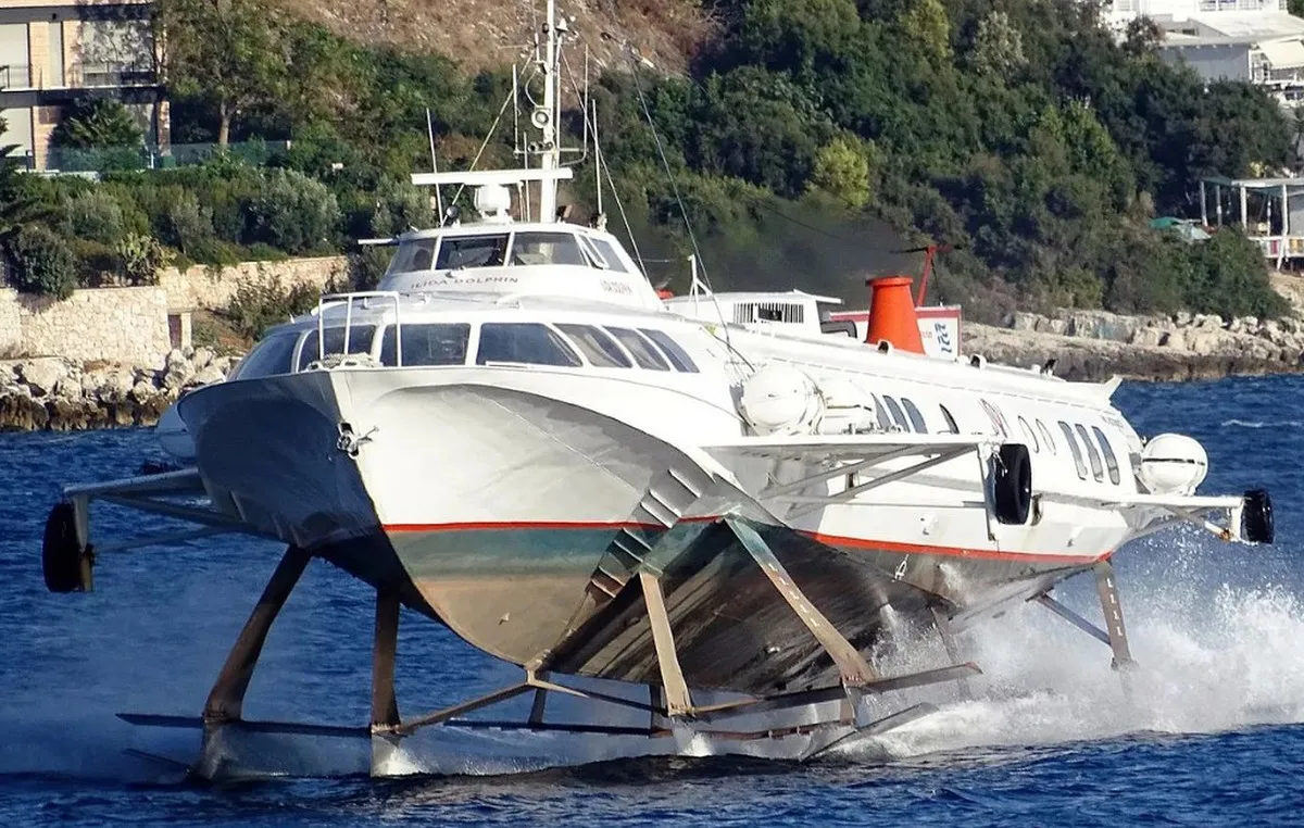 ιπτάμενο δελφίνι Ήλιδα Ντόλφιν Κέρκυρα Παξοί βλάβη