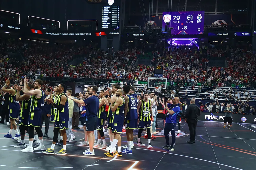 Ολυμπιακός παίκτες δείπνο γιορτή Euroleague Βούλα