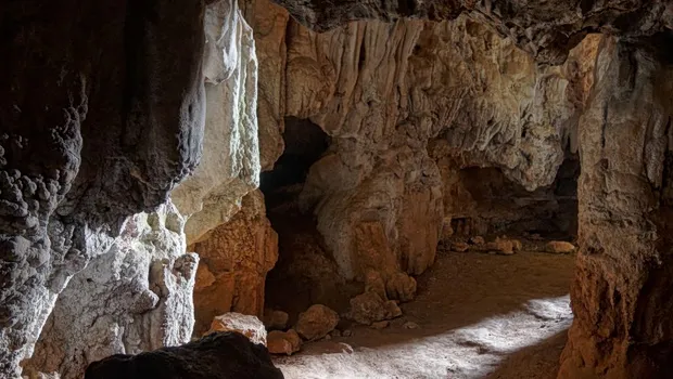 Διασώστες επιχειρούν σε σπήλαιο στο Λάος