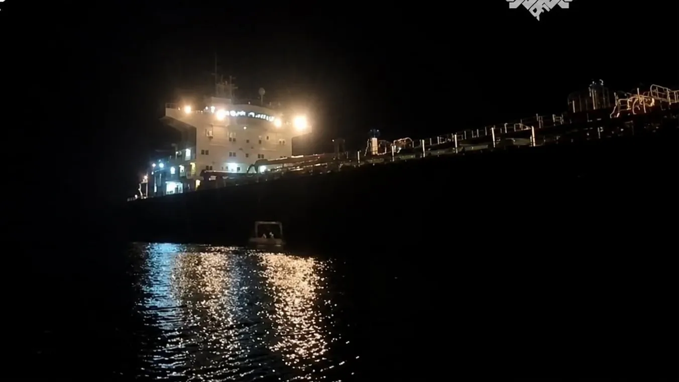πετρελαιοκηλίδα Περσικός Κόλπος νησί Χαργκ Ιράν