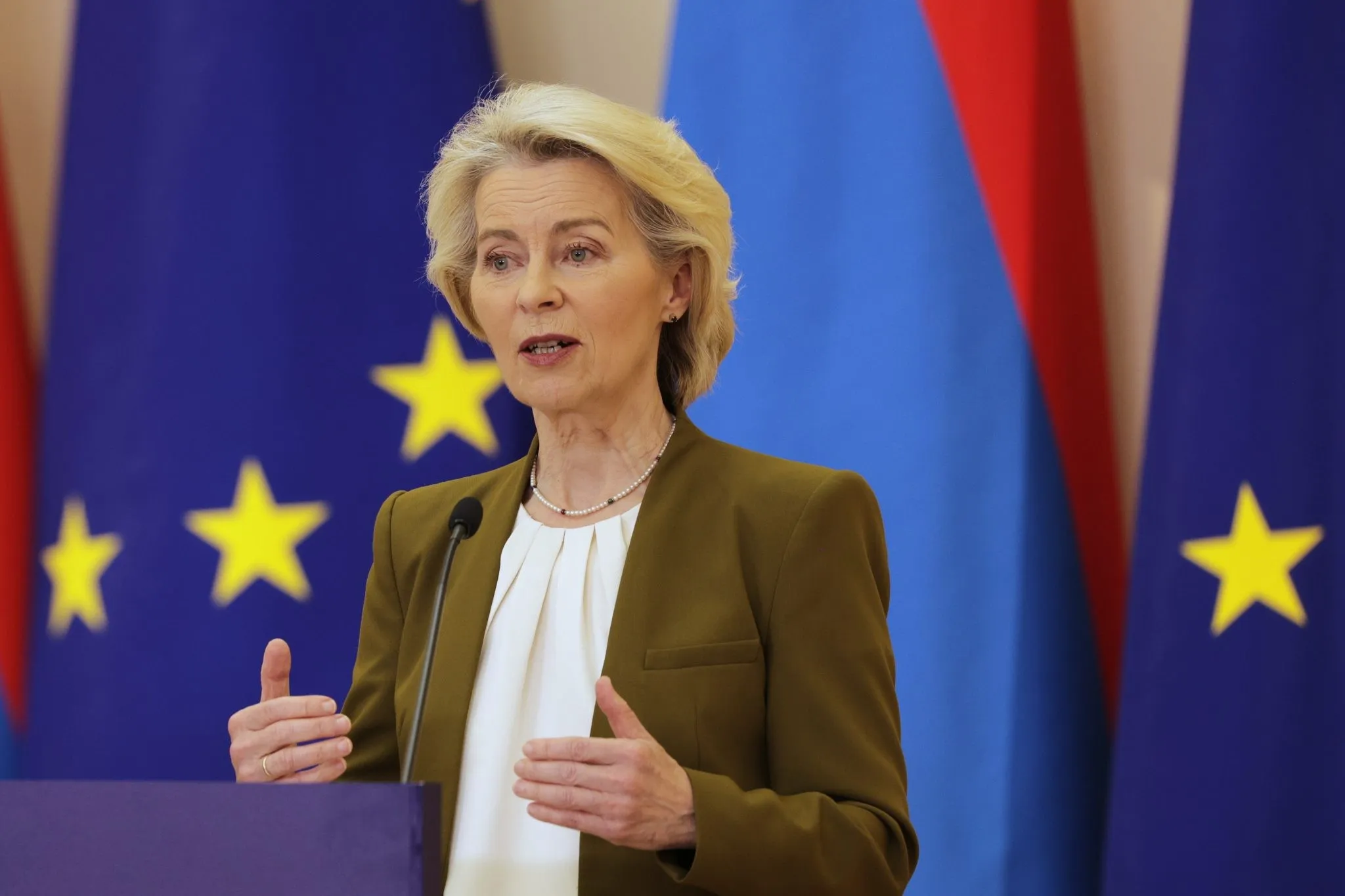 Φον ντερ Λάιεν δασμοί αυτοκίνητα ΕΕ ΗΠΑ Τραμπ