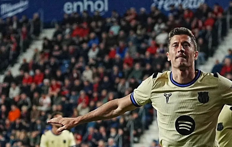 Λεβαντόφσκι Μπαρτσελόνα γκολ Οσασούνα La Liga