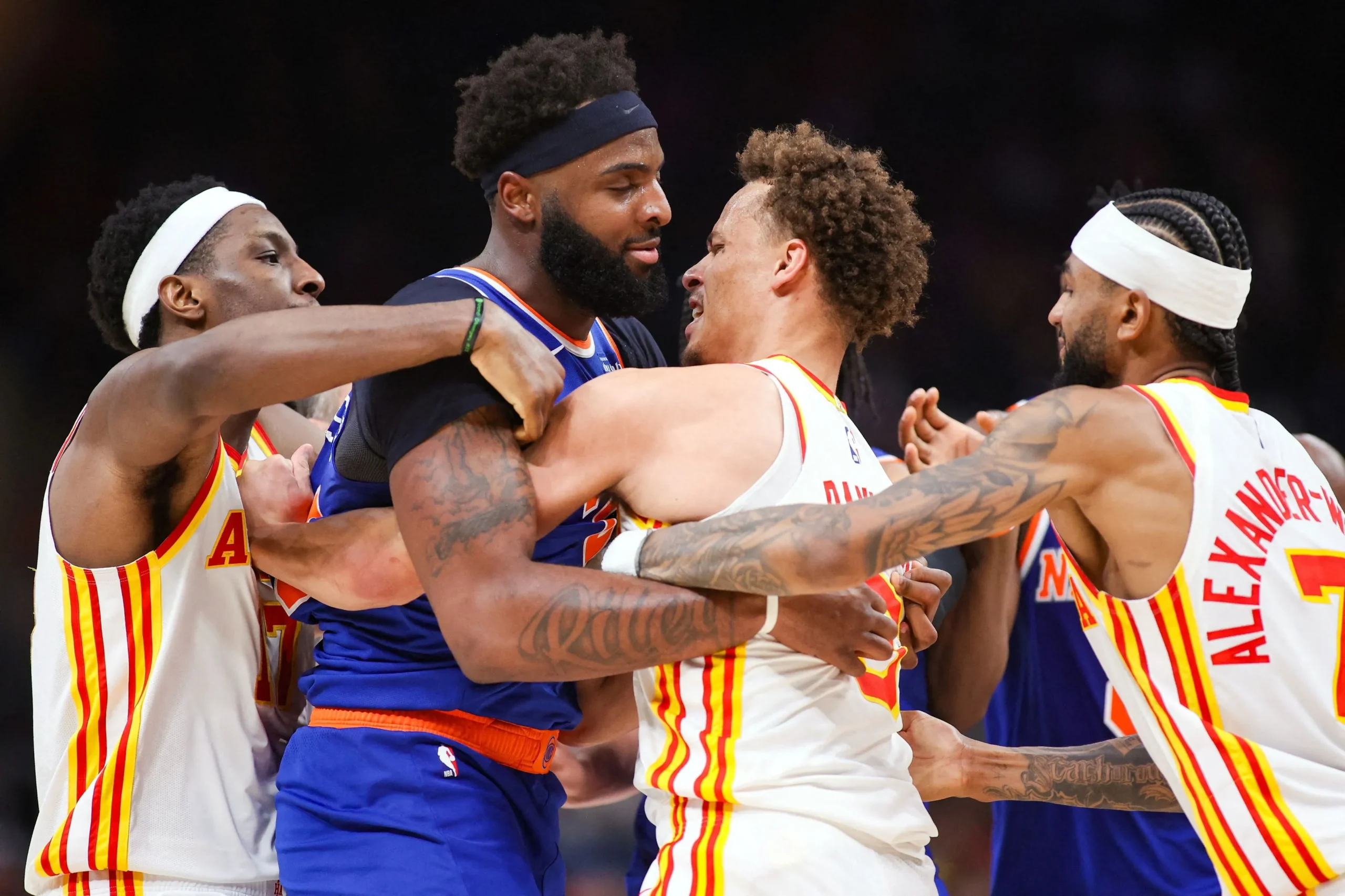 Νικς εναντίον Χοκς playoffs NBA 2026