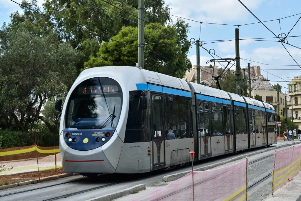 Στάση Τραμ Ζάππειο νέα θέση Βασιλίσσης Όλγας
