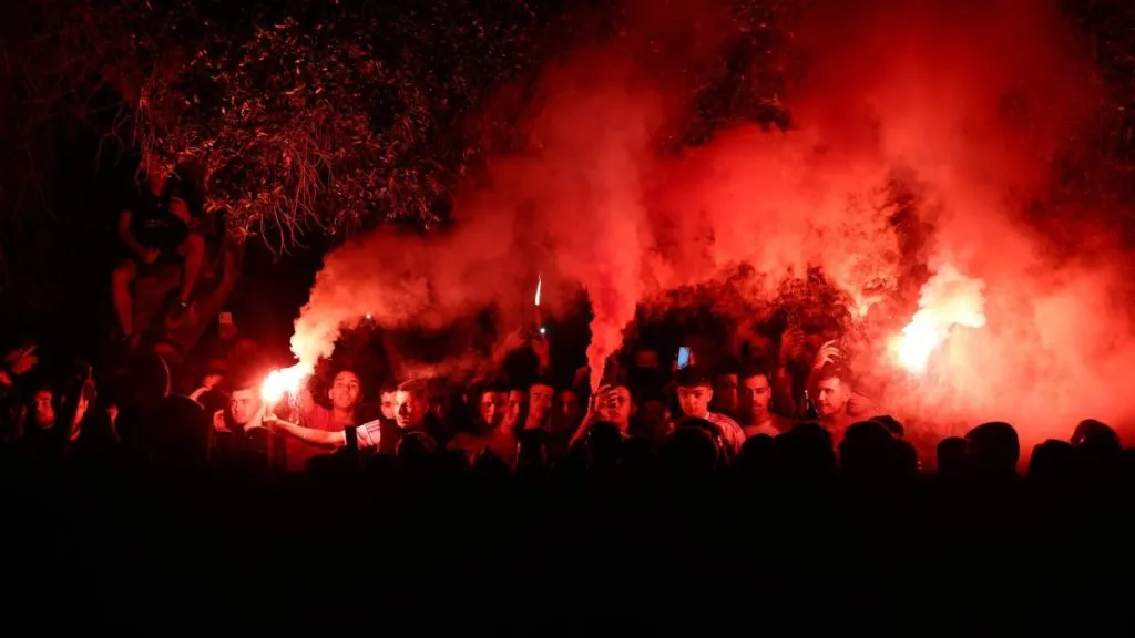Ολυμπιακός 4ο ευρωπαϊκό τρόπαιο πανηγυρισμοί Πειραιάς