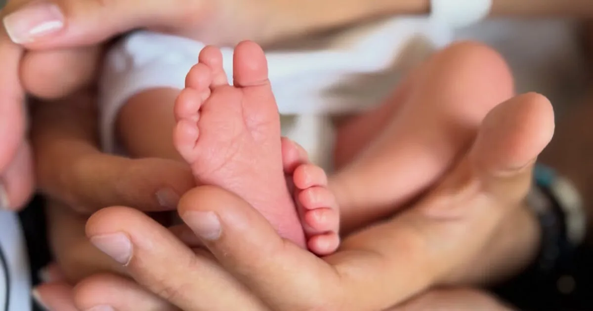Αλεξάνδρα Νίκα Κωνσταντίνος Αργυρός νεογέννητη κόρη μαιευτήριο ΜΗΤΕΡΑ