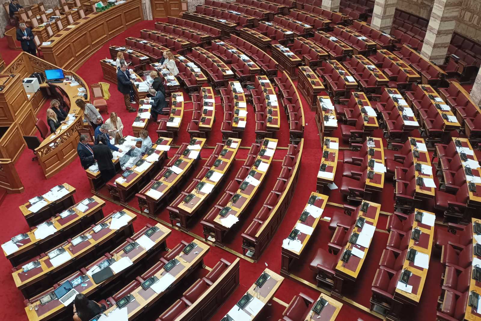 Βουλή ψηφοφορία νομοσχέδιο μετανάστευση άσυλο