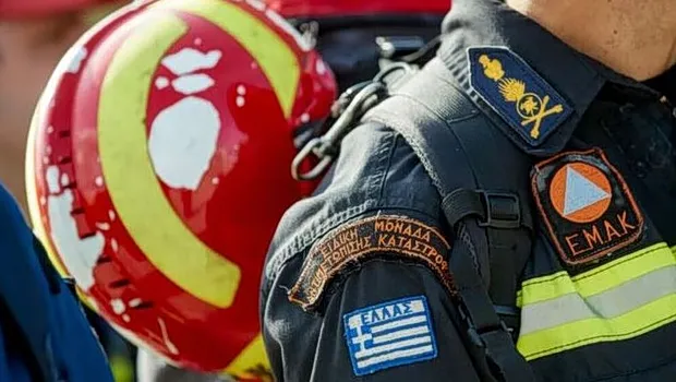 φωτιά σκάφος ναυπηγείο Σαλαμίνα πυροσβεστική επιχείρηση