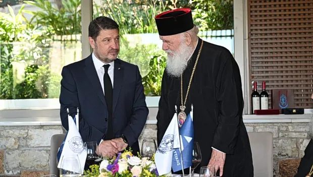 Χαρδαλιάς και Αρχιεπίσκοπος Ιερώνυμος στο γεύμα εργασίας