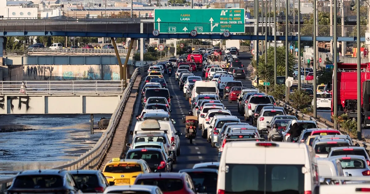 καραμπόλα πέντε οχημάτων Λεωφόρος Κηφισού